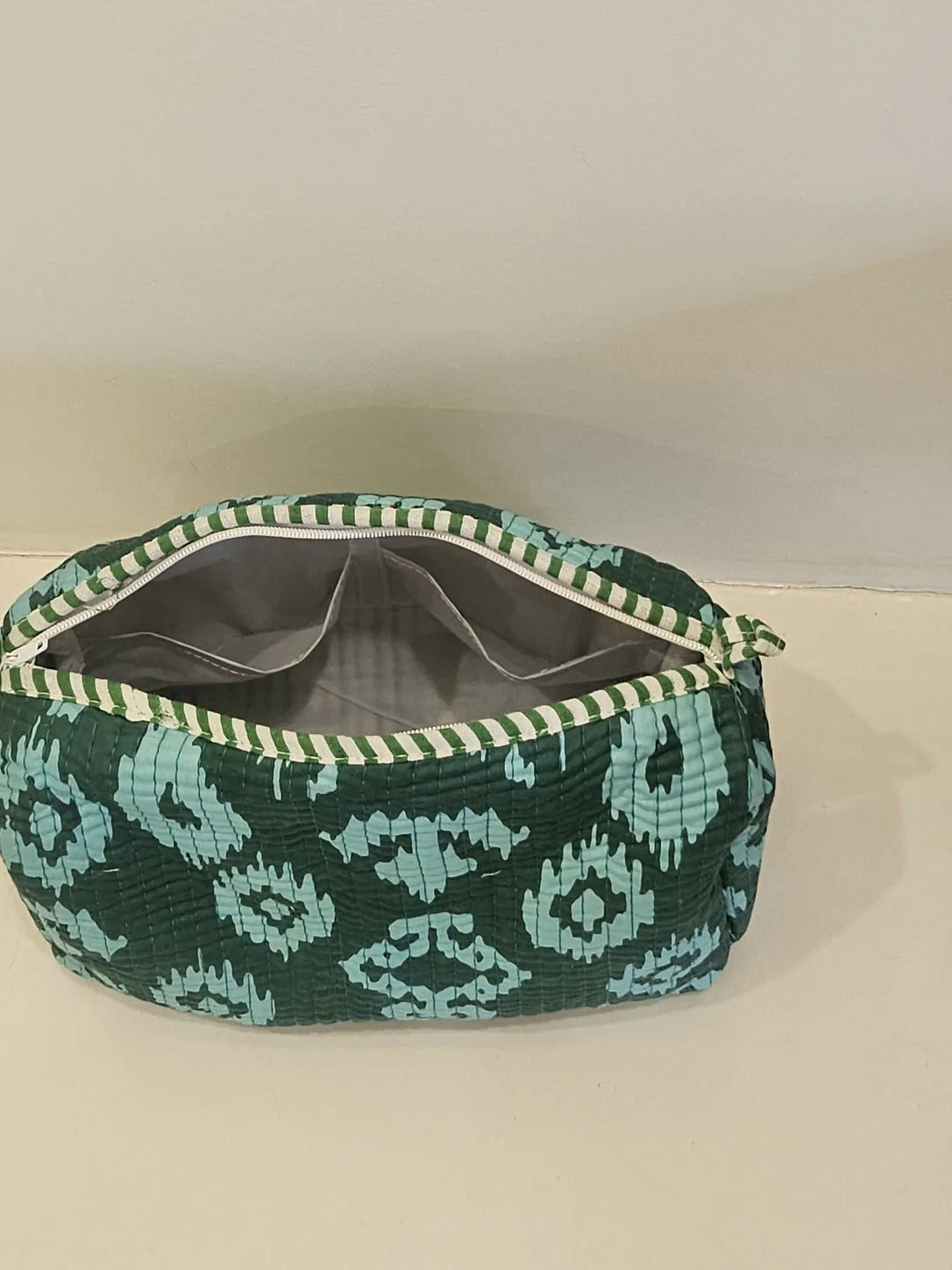 Quilted Hand Printed Green Pouch set