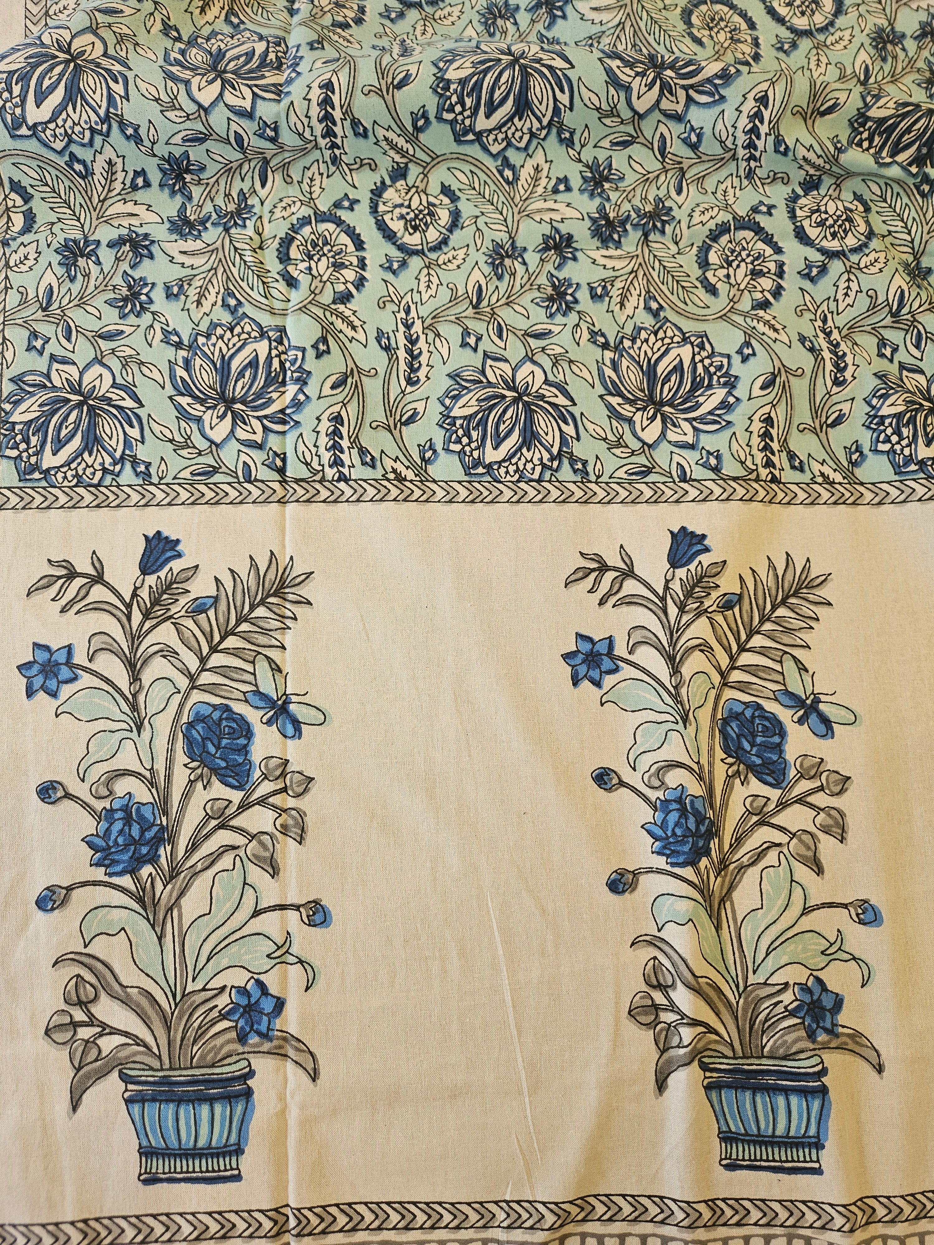 Hand Printed Blue Vase Bed Sheet