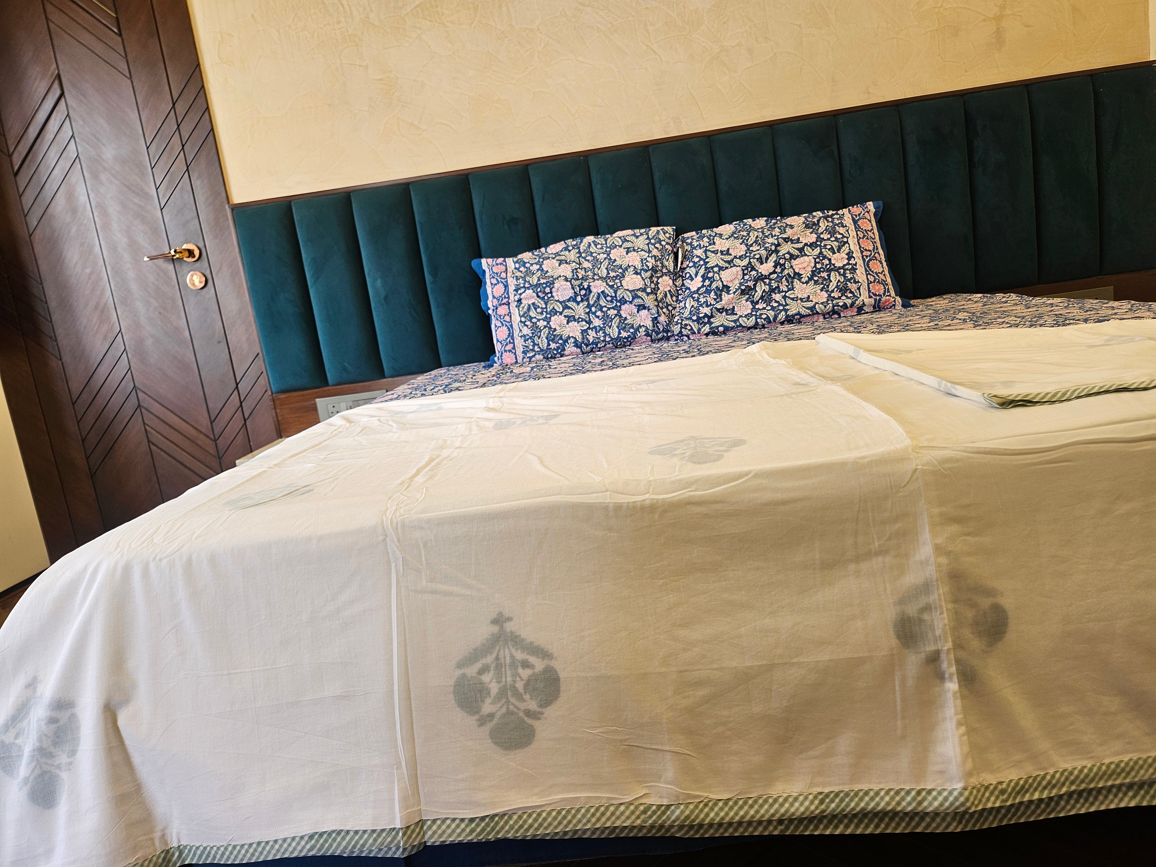 Double Bed Hand Block Printed Green Motif  Mulmul Dohar